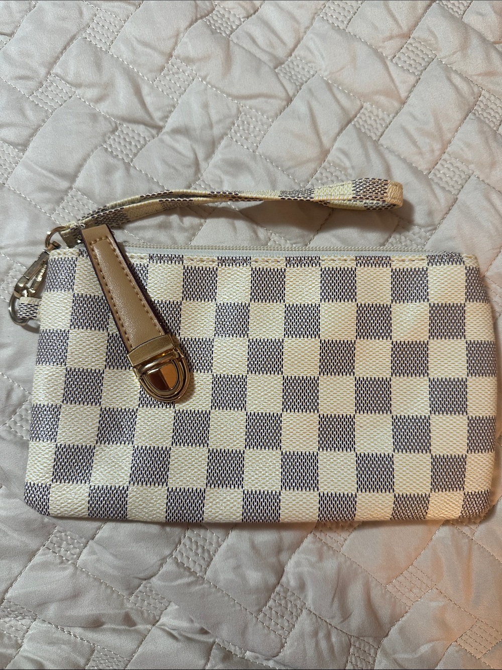 Checkered Wristlet Clutch in Cream and Gray